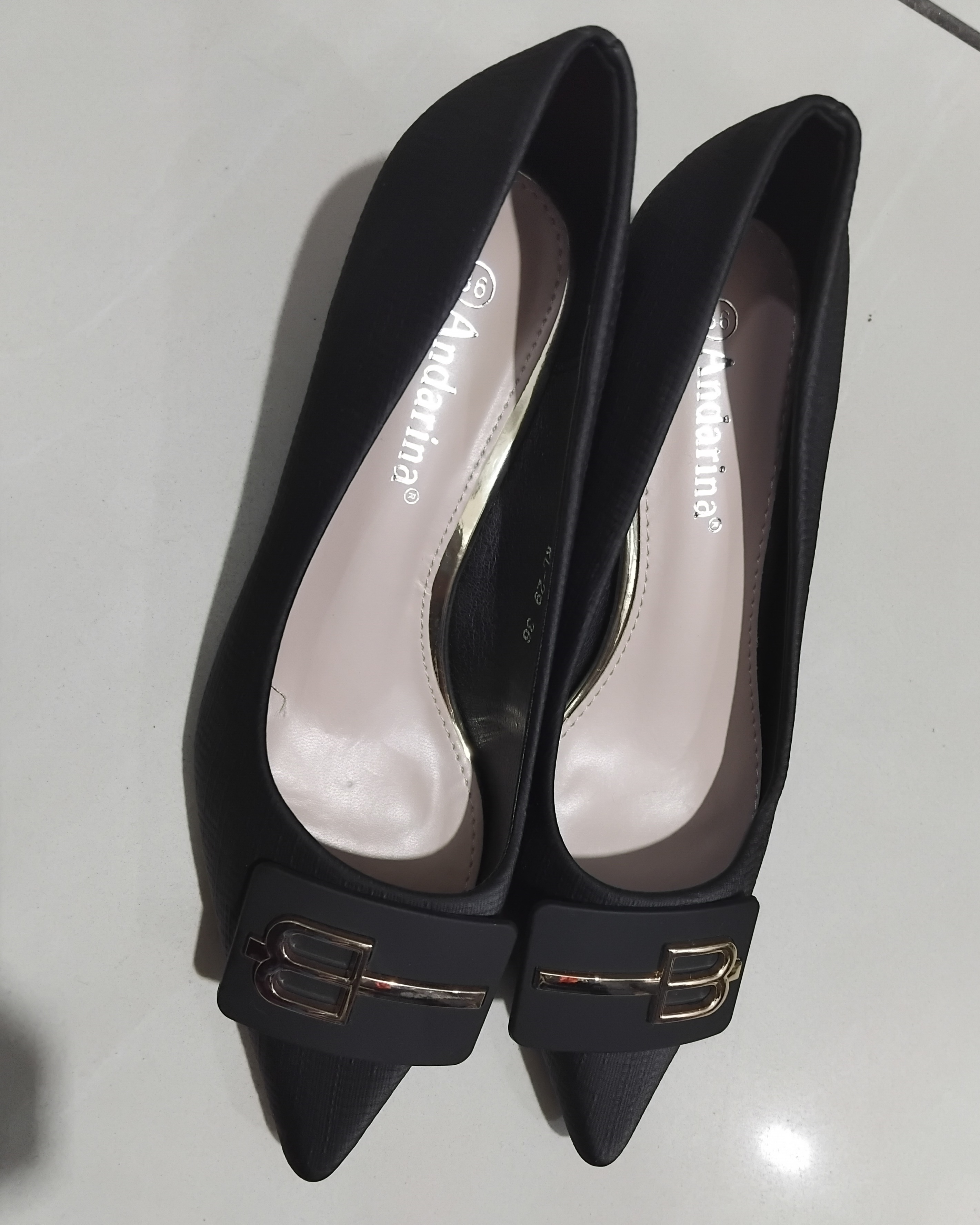 Women shoes